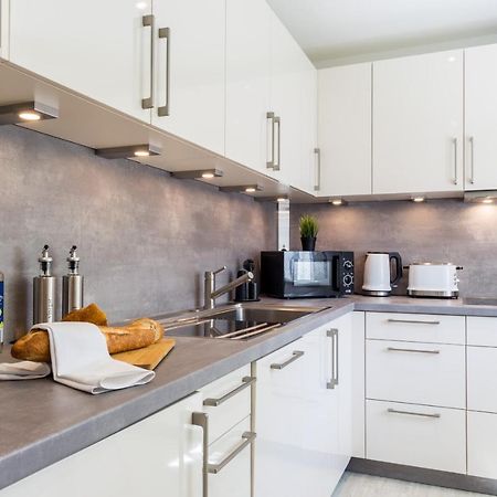 Apartment Eastside Mit 3 Zimmern Fur Bis Zu 5 Personen Mit Balkon 腓特烈港 外观 照片