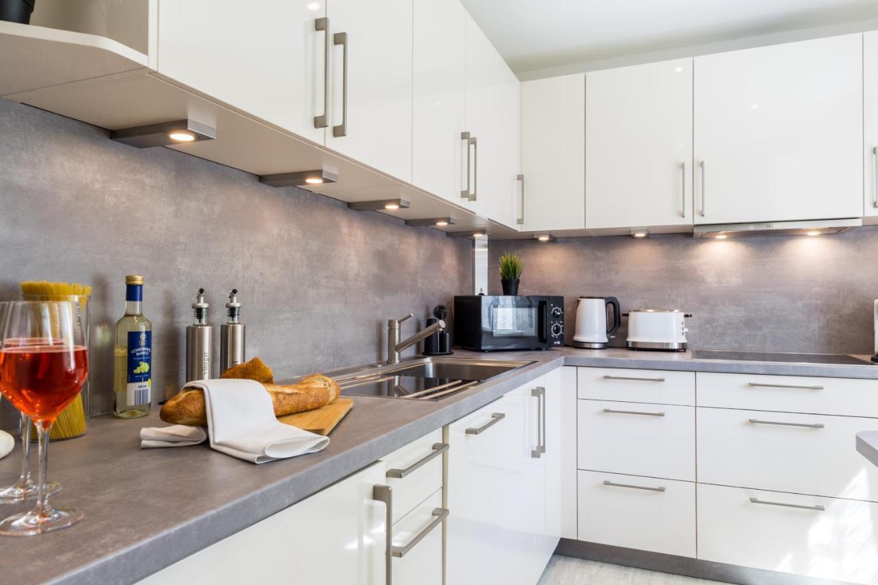 Apartment Eastside Mit 3 Zimmern Fur Bis Zu 5 Personen Mit Balkon 腓特烈港 外观 照片
